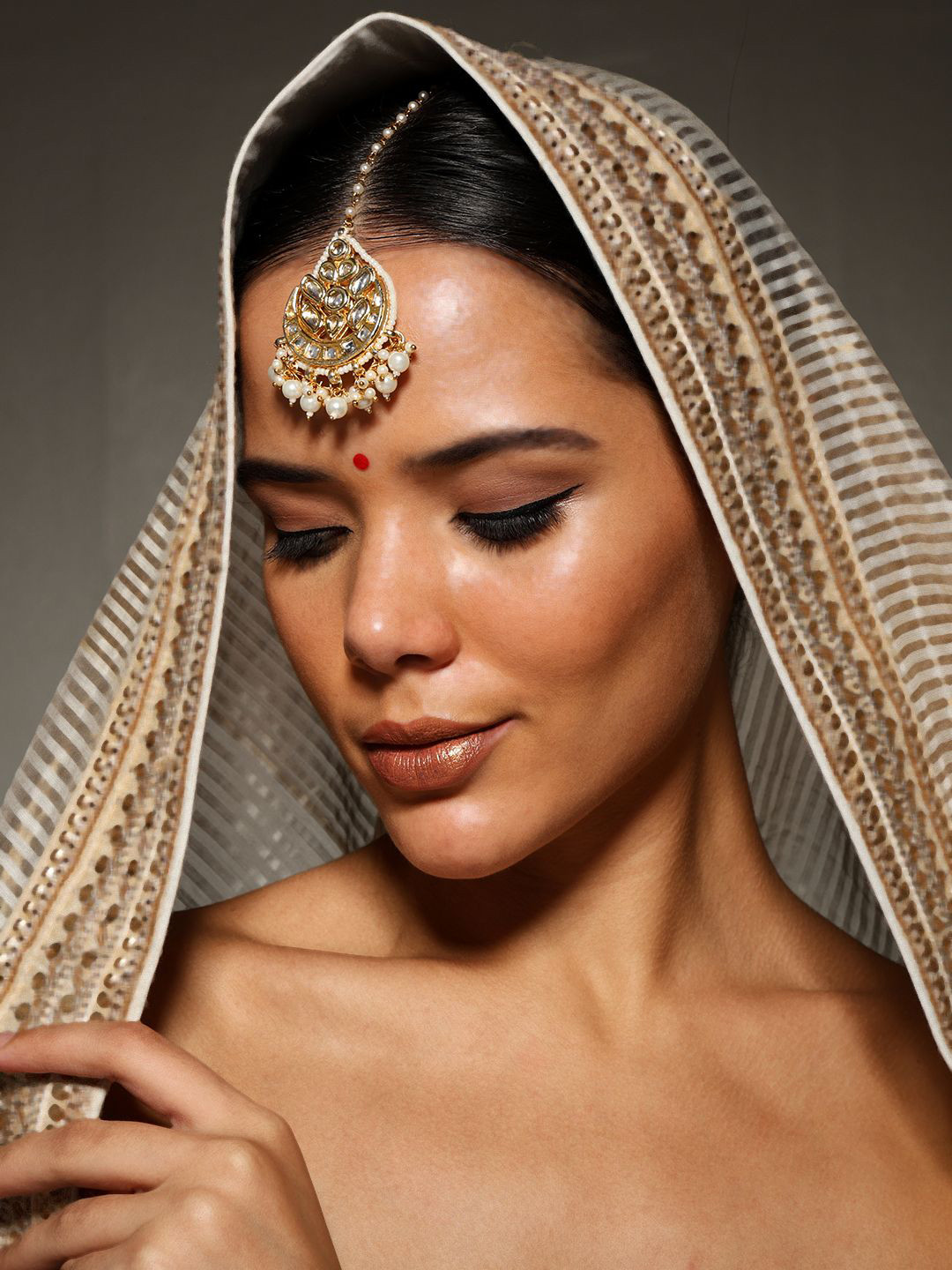 

PATOLA BY VJ Gold-Plated Kundan Maang Tikka Head Jewellery