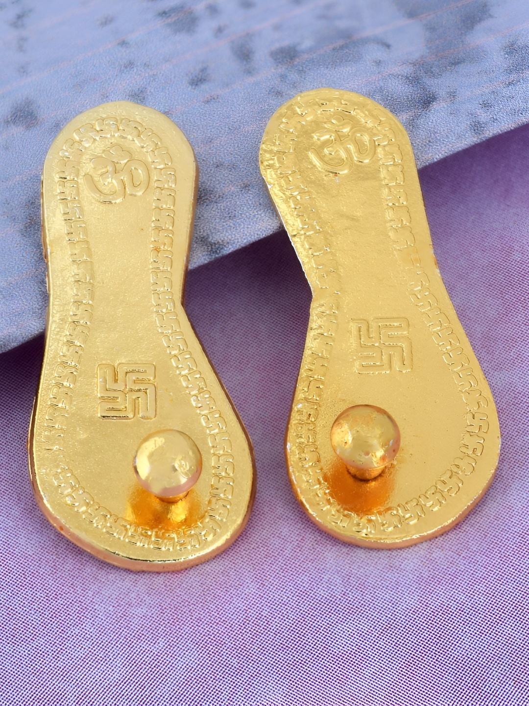 

MEMOIR Yellow Gold-Plated Brass Laxmi Charan Paduka