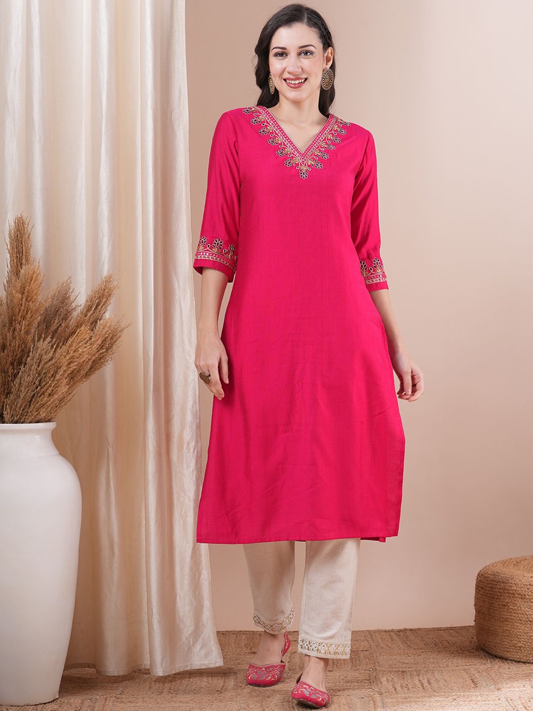 

FASHOR V-Neck Floral Embroidered Thread Work Straight Kurta, Pink