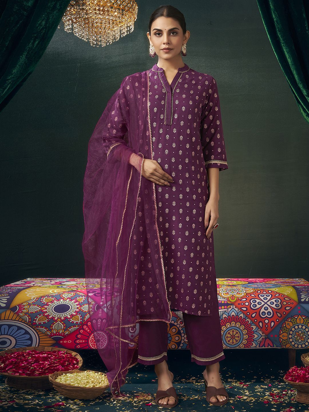 

SKYLEE Purple Ethnic Motifs Printed Zari Straight Kurta With Trousers & Dupatta