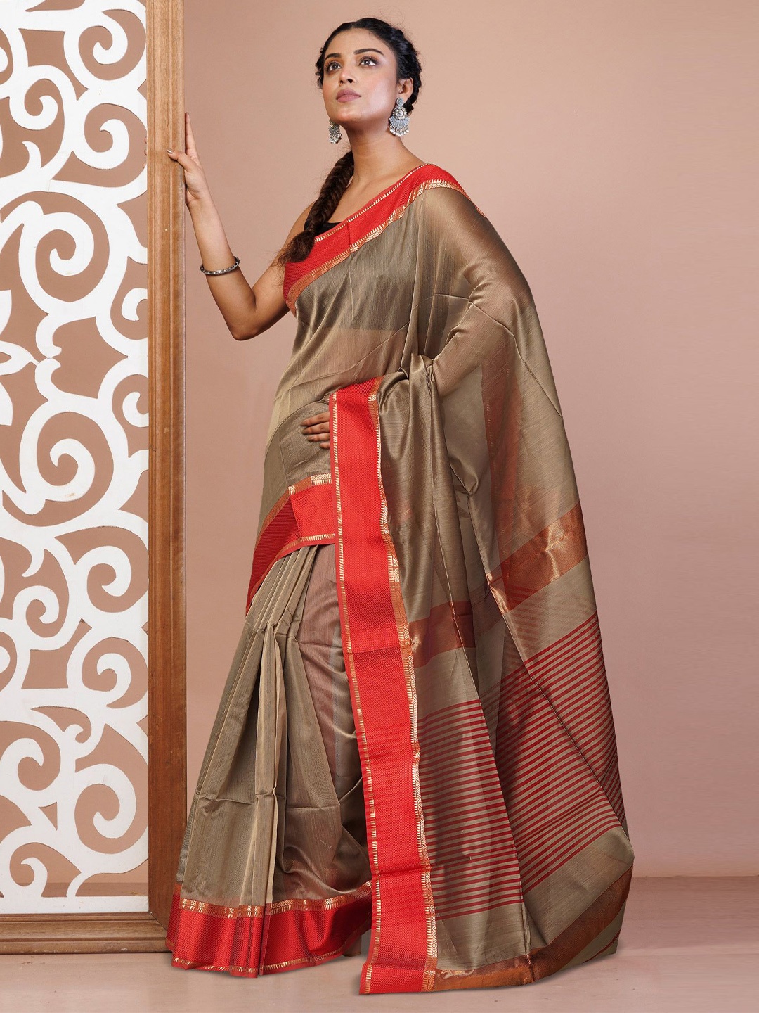 

Unnati Silks Zari Handloom Maheshwari Saree, Brown