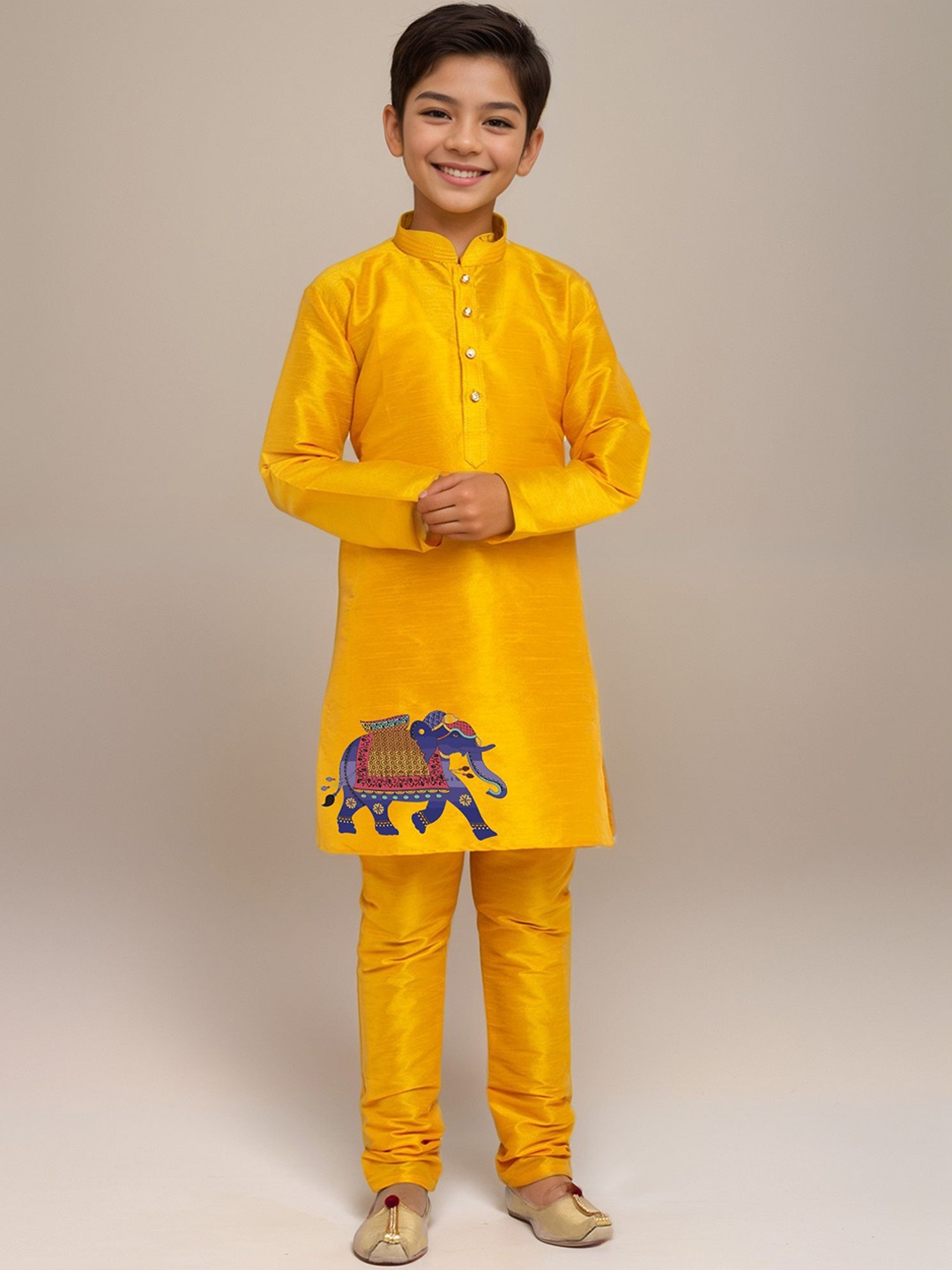 

DEVOILER Boys Ethnic Motifs Printed Mandarin Collar Straight Kurta, Mustard