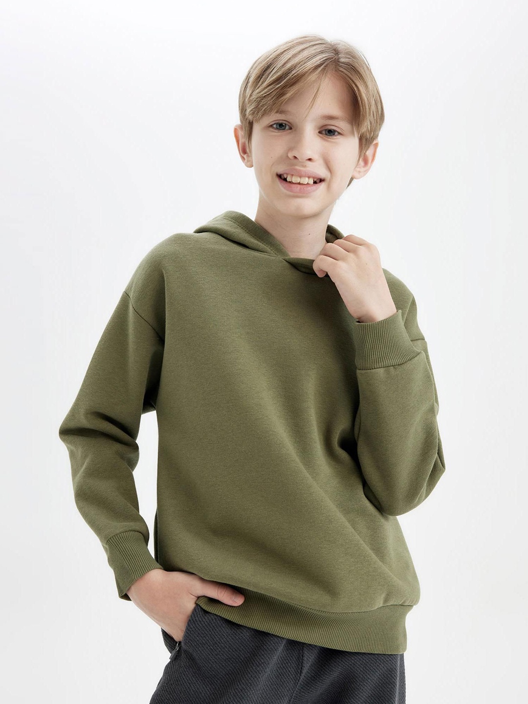 

DeFacto Boys Typography Printed Pullover, Olive