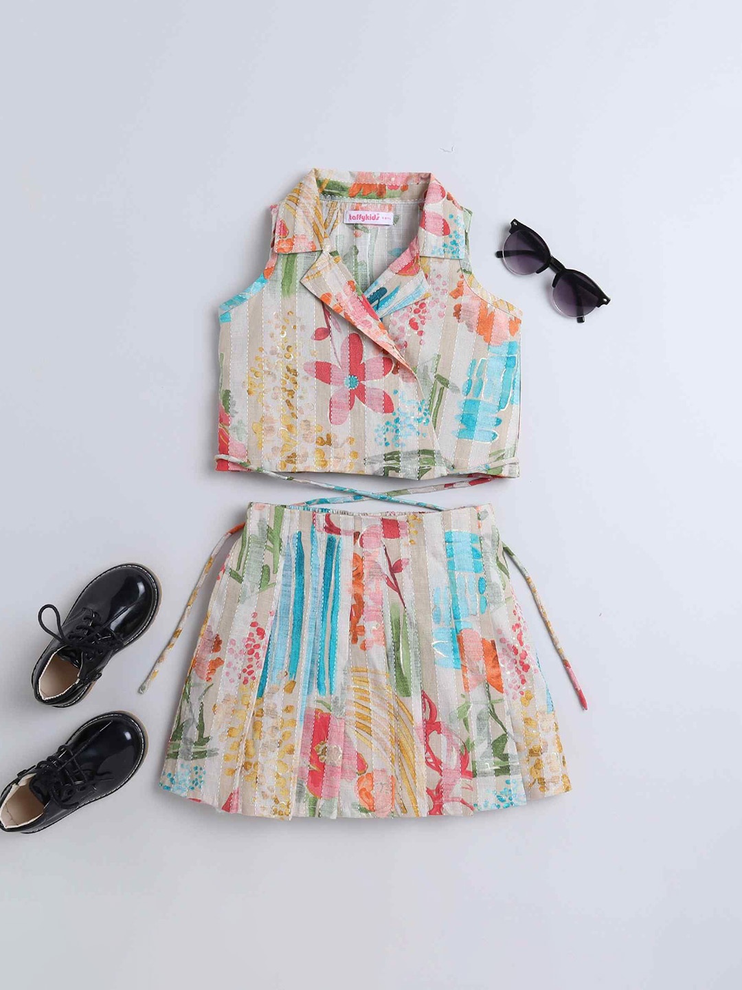 

taffykids Girls Striped Printed Shirt Collar Coat with Skirt, Cream