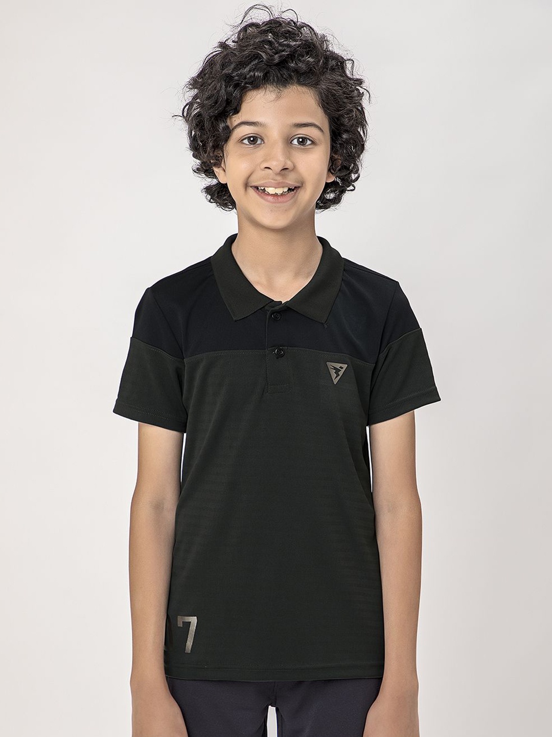 

Technosport Boys Colourblocked Polo Collar UPF50 Slim Fit T-shirt, Green