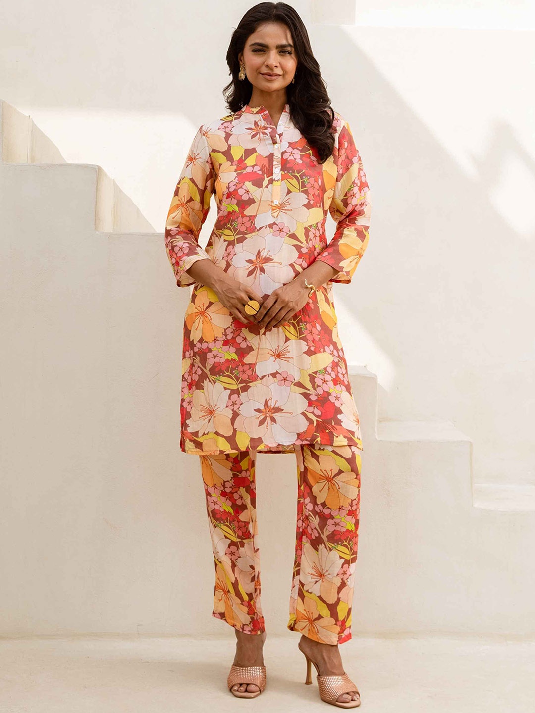 

HUKUM Floral Printed Mandarin Collar Three-Quarter Sleeves Pure Silk Top With Trouser, Brown