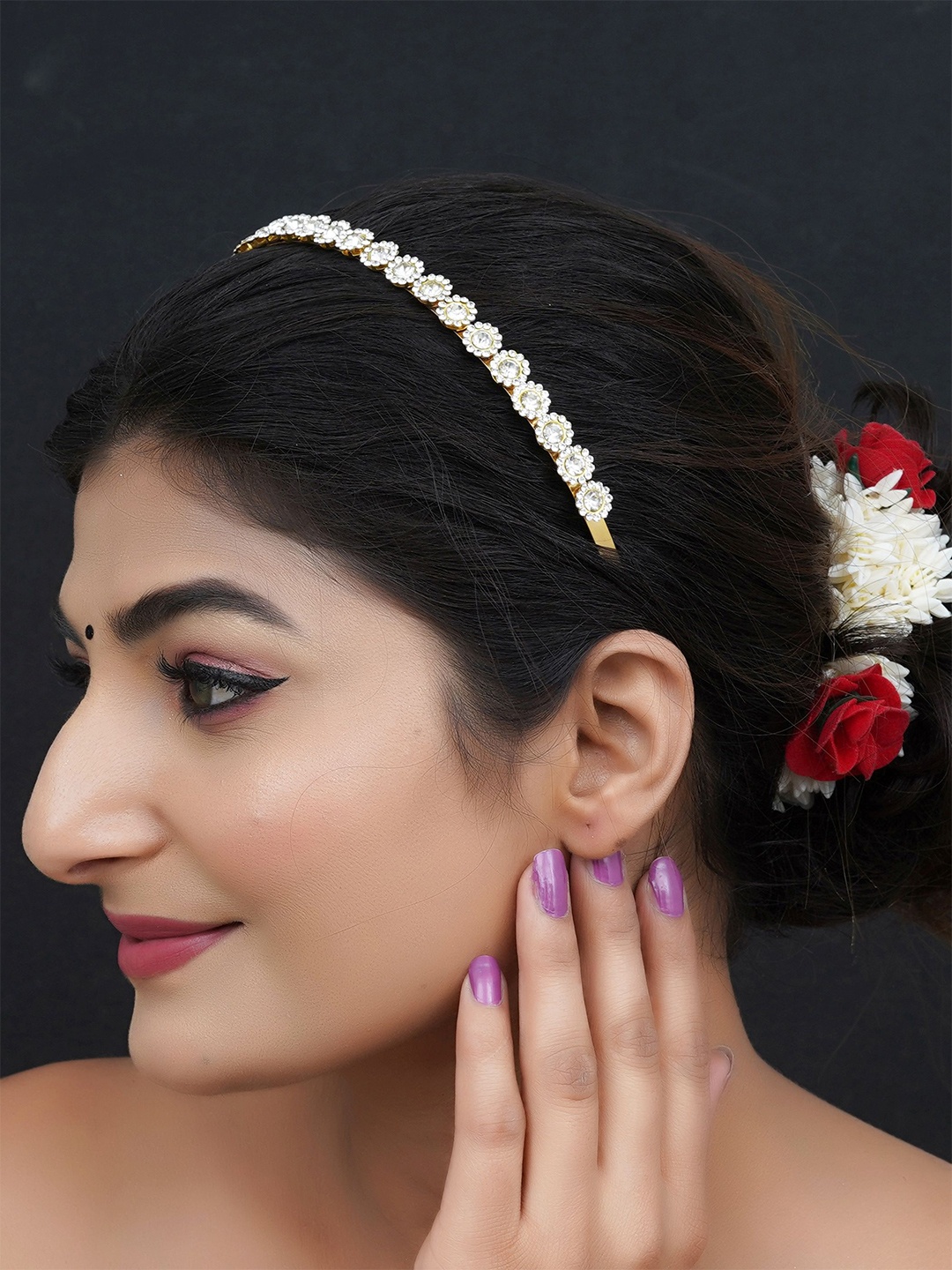 

ahoora Women Embellished Hairband, Gold