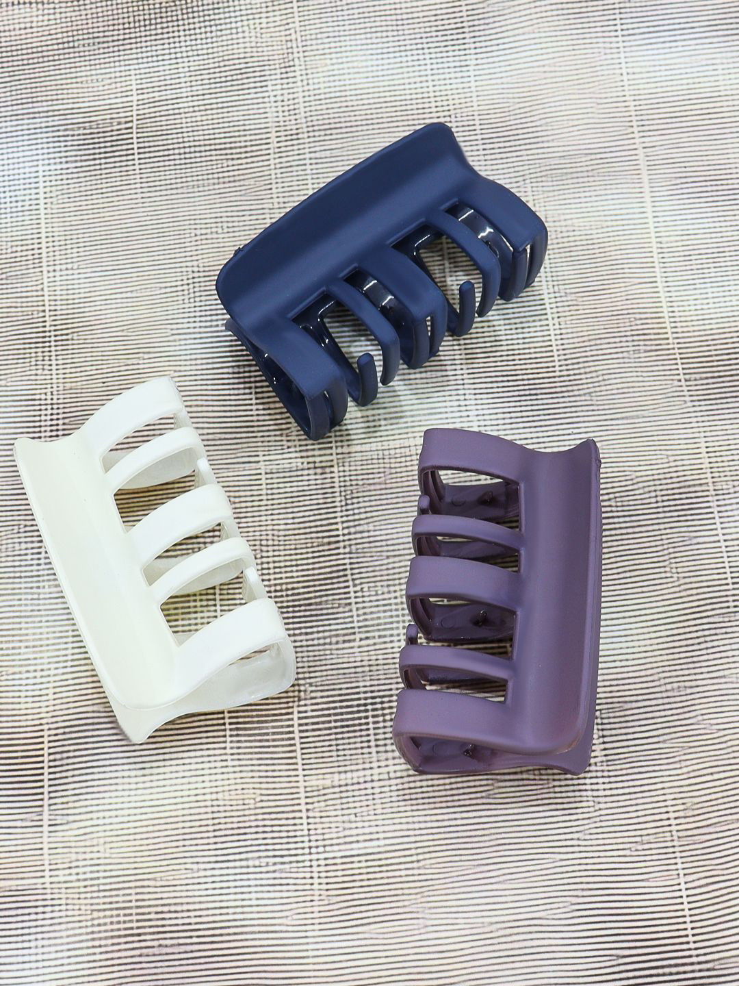 

Krelin Women Set of 3 Elegant Matte Finish Hair Claw Clips, Navy blue