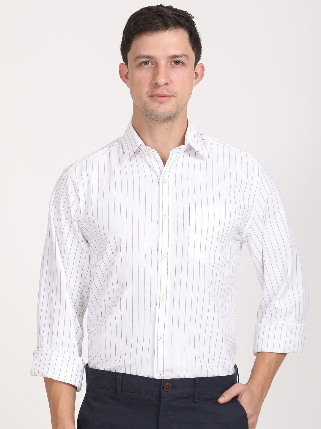 

Copperline Men Comfort Spread Collar Vertical Striped Cotton Formal Shirt, White