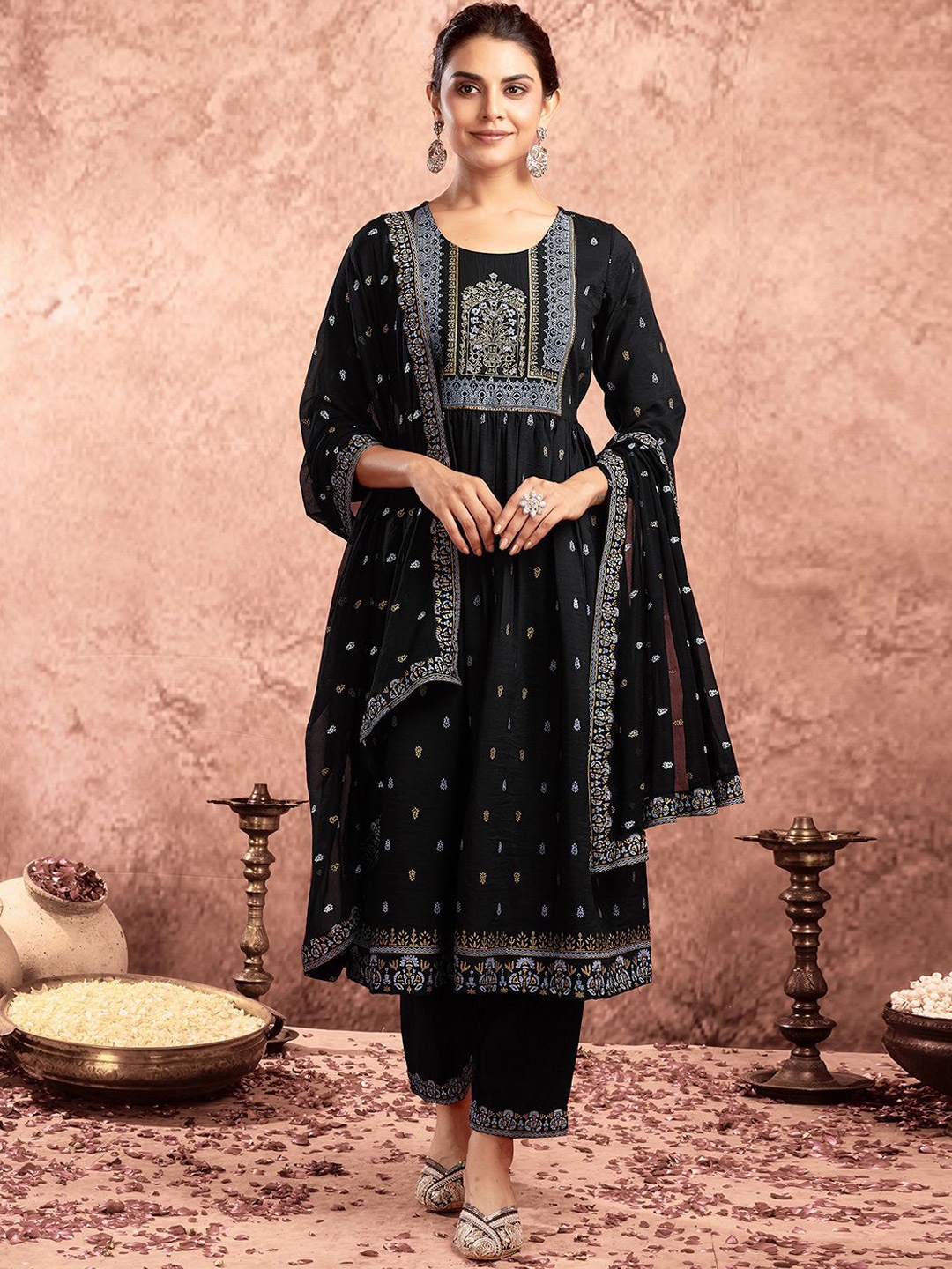 

SKYLEE Black Ethnic Motifs Printed Anarkali Kurta With Trousers & Dupatta