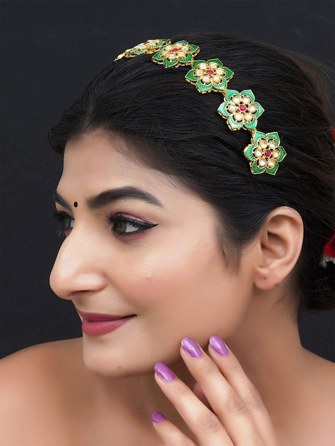 

ahoora Women Gold Plated Ethnic Embellished Hairband, Green