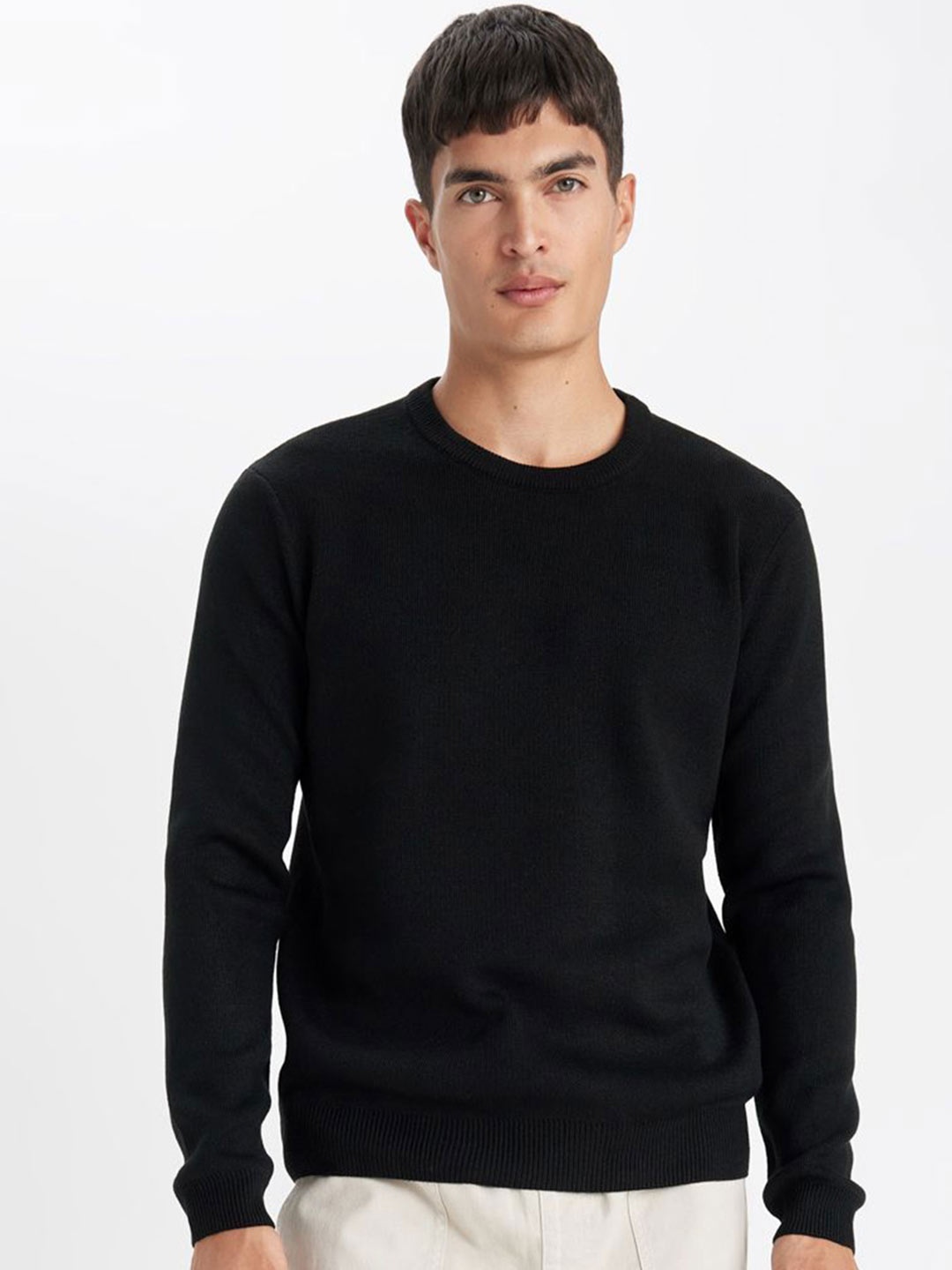 

DeFacto Men Round Neck Pullover, Black