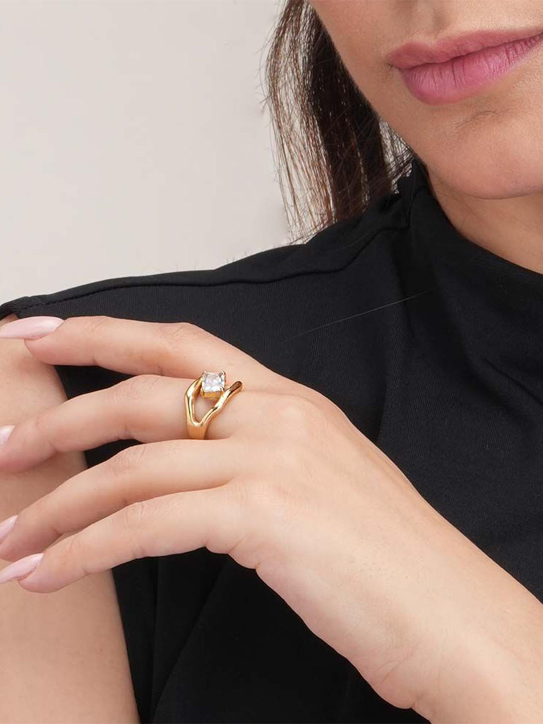 

PALMONAS Anti Tarnish Gold-Plated Stainless Steel Cubic Zirconia-Studded Finger Ring