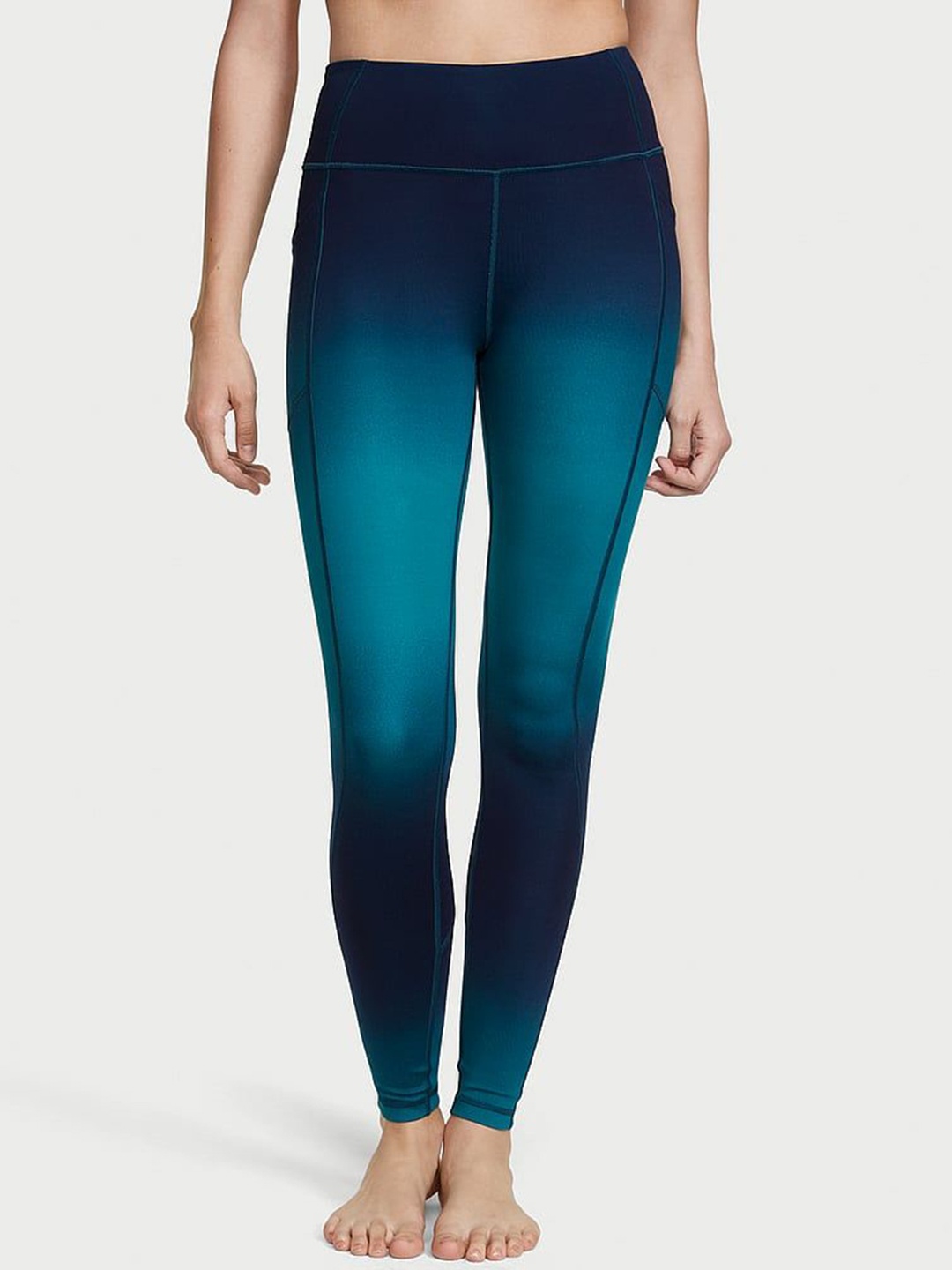 

Victoria's Secret Mid Rise Rapid-Dry Tights, Navy blue