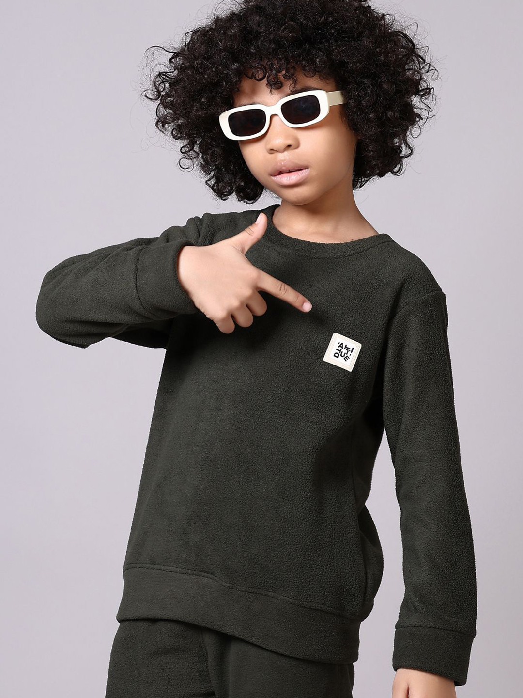 

V-Mart Boys Round Neck Pure Cotton Casual Sweatshirt & Trousers, Olive