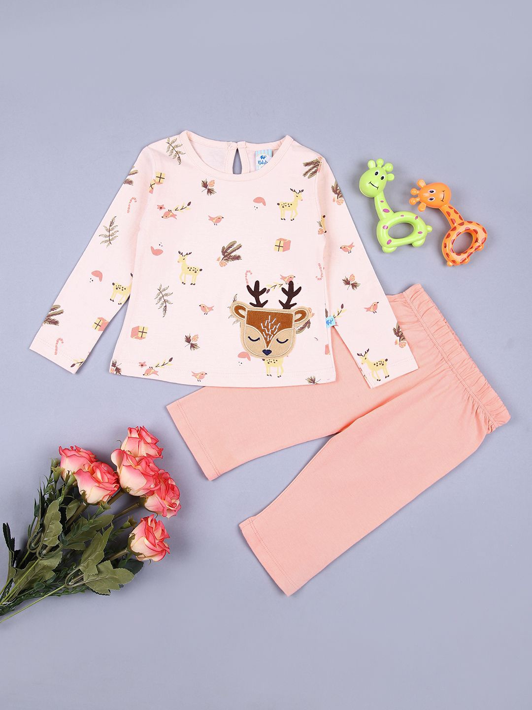 

V-Mart Girls Printed T-shirt with Pyjamas, Peach