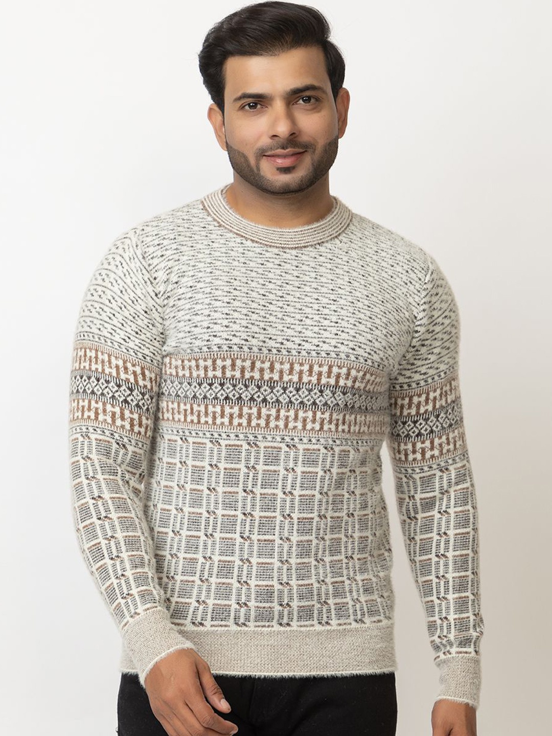

LO G LO Men Printed Round Neck Long Sleeves Pullover, Cream