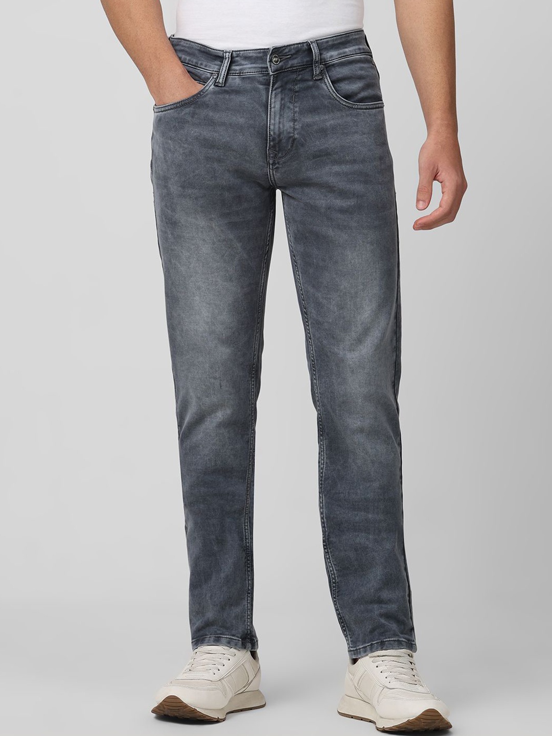 

Mufti Men Straight Fit Heavy Fade Stretchable Jeans, Grey
