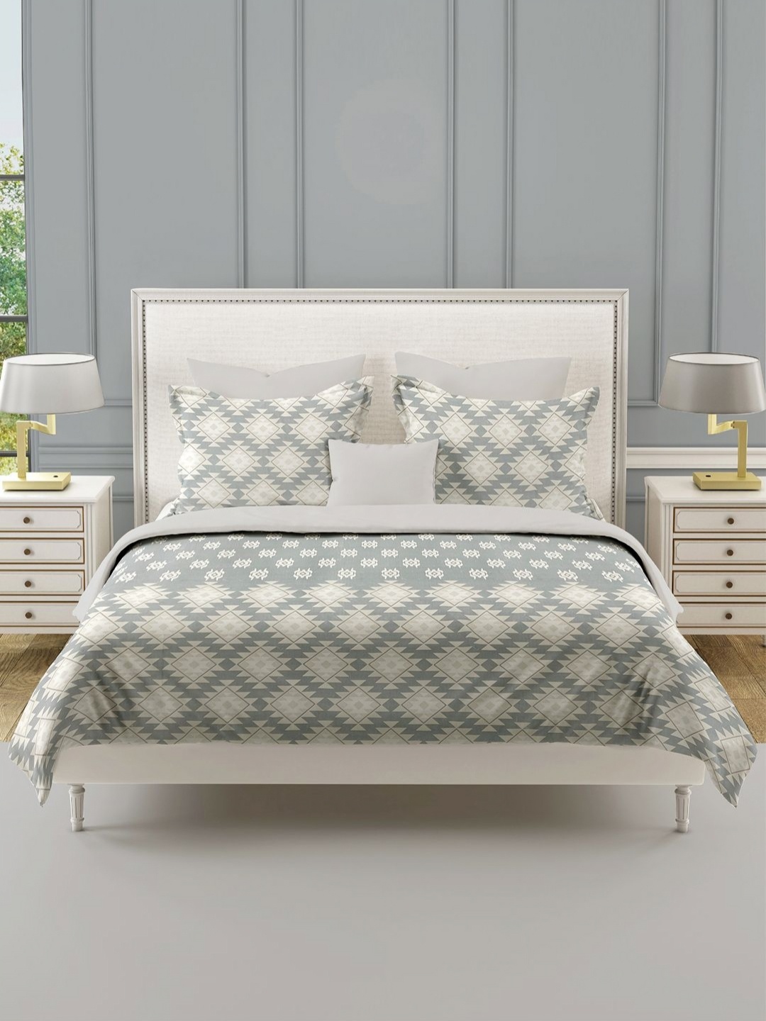 

SWAYAM Ananda Grey & Beige Geometric 210 TC Pure Cotton King Bedsheet Set- 2.28m x 2.73m