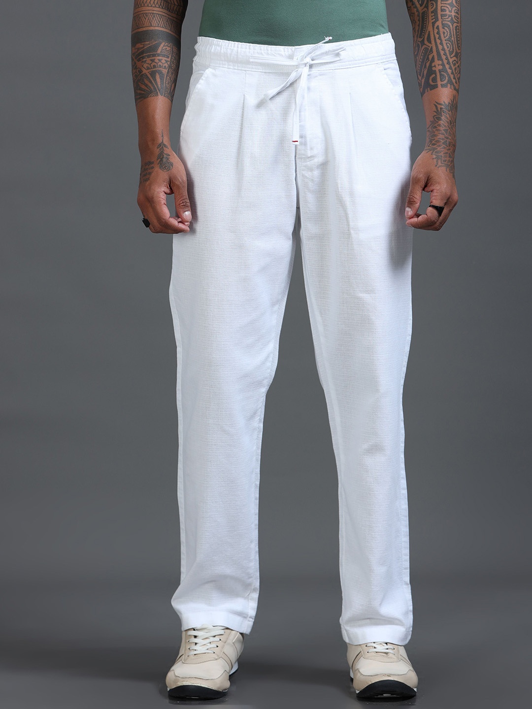 

The Roadster Lifestyle Co Men Relaxed Fit Trousers, White