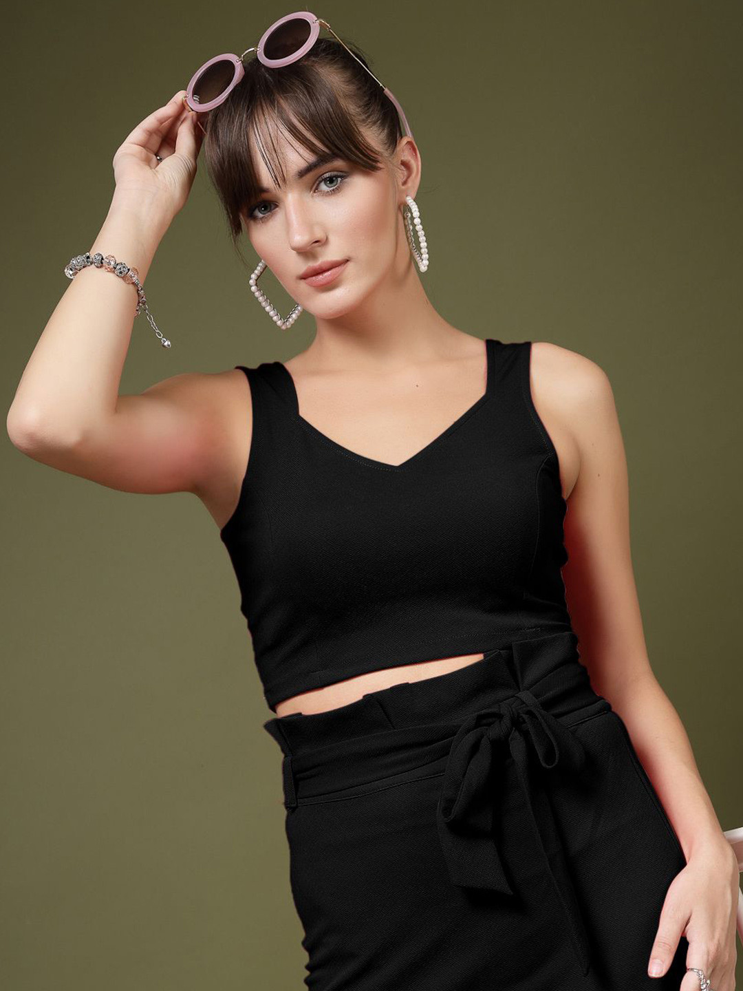 

Oomph! Women Sweetheart Neck Crop Top, Black