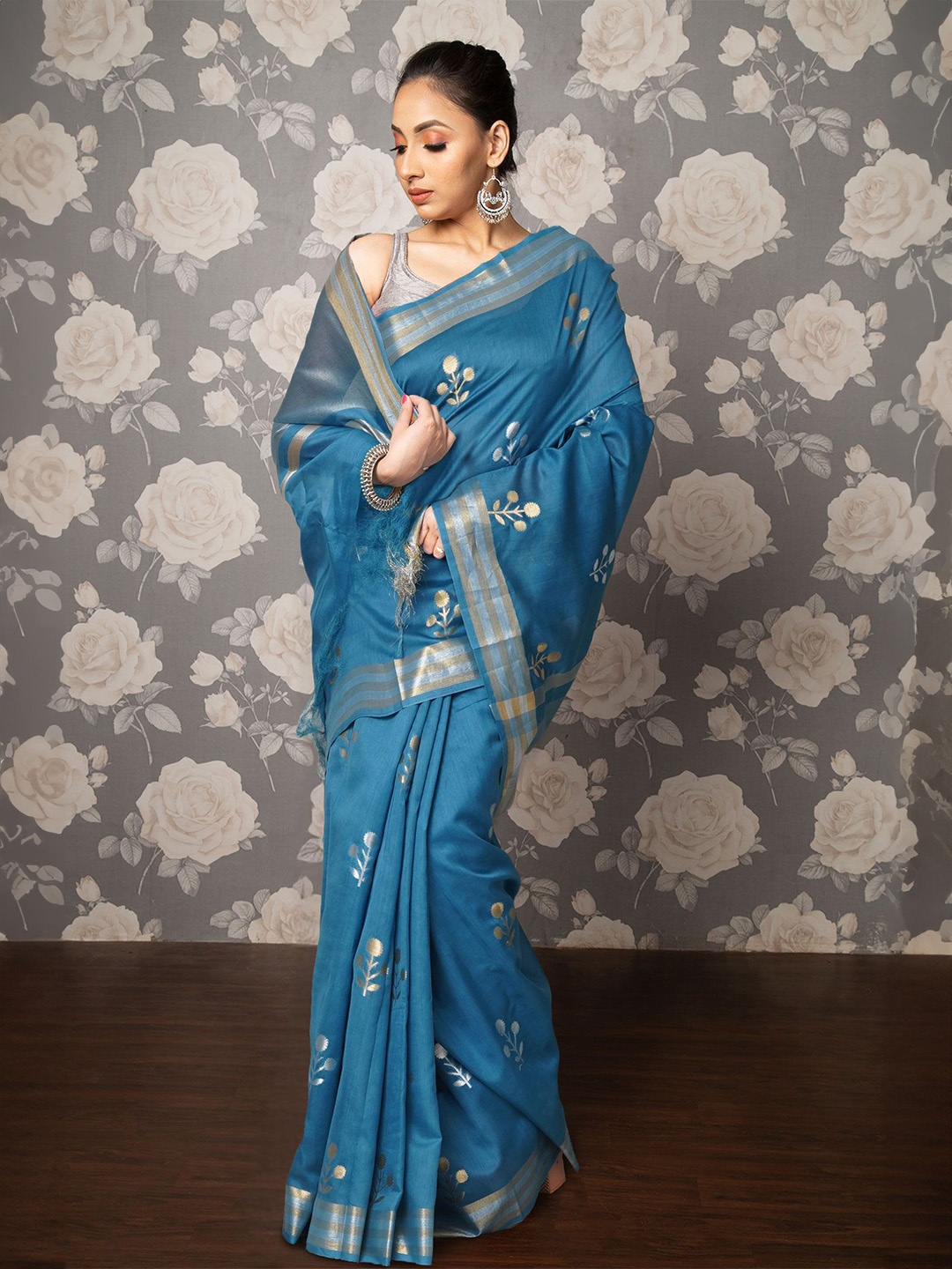 

Unnati Silks Floral Woven Design Zari Handloom Uppada Saree, Blue