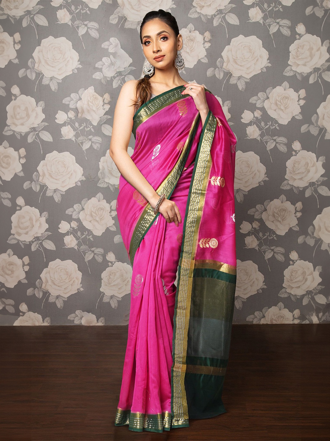 

Unnati Silks Floral Woven Design Handloom Uppada Saree, Pink