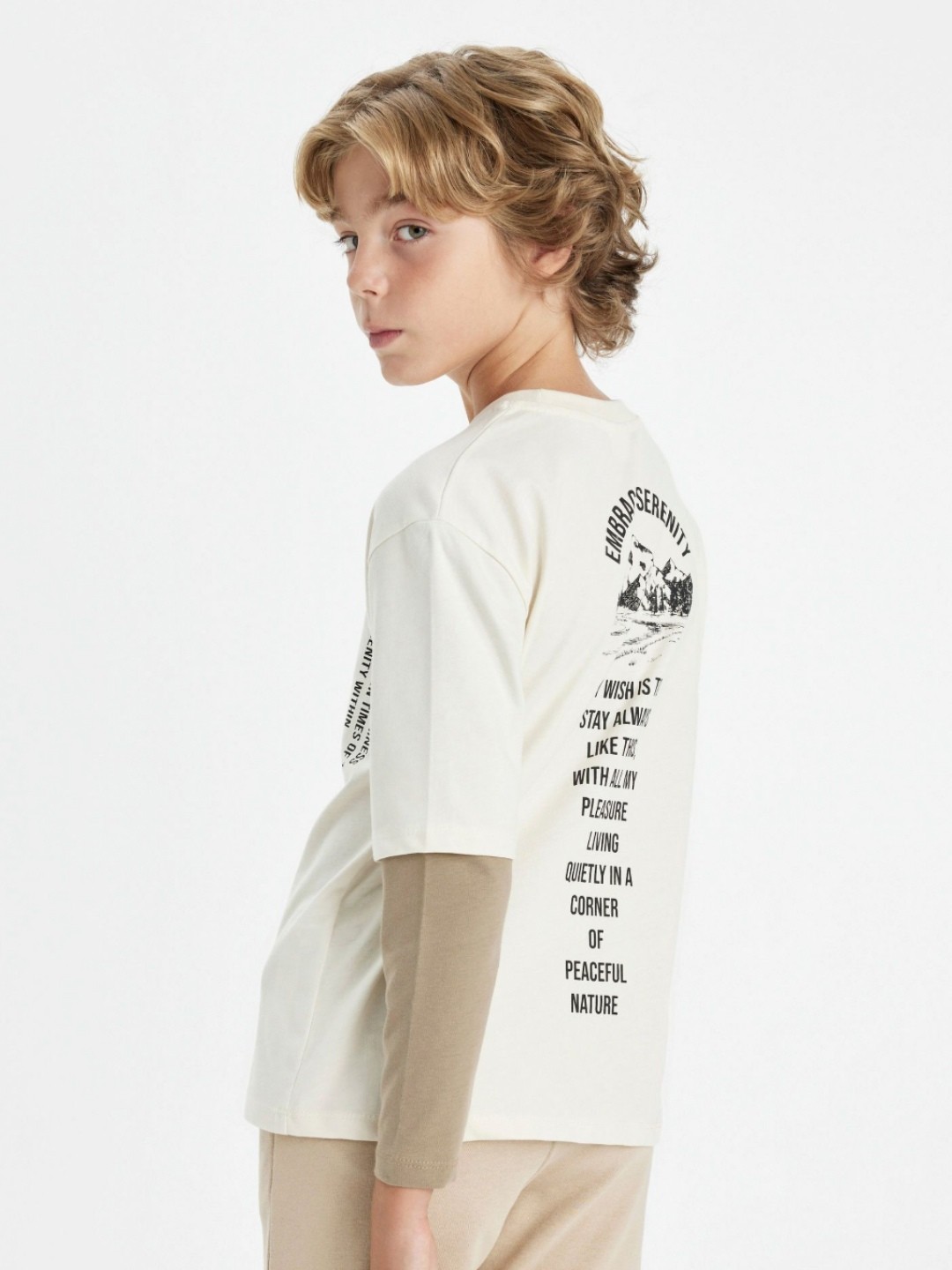 

DeFacto Boys Typography Printed V-Neck Pockets T-shirt, Na