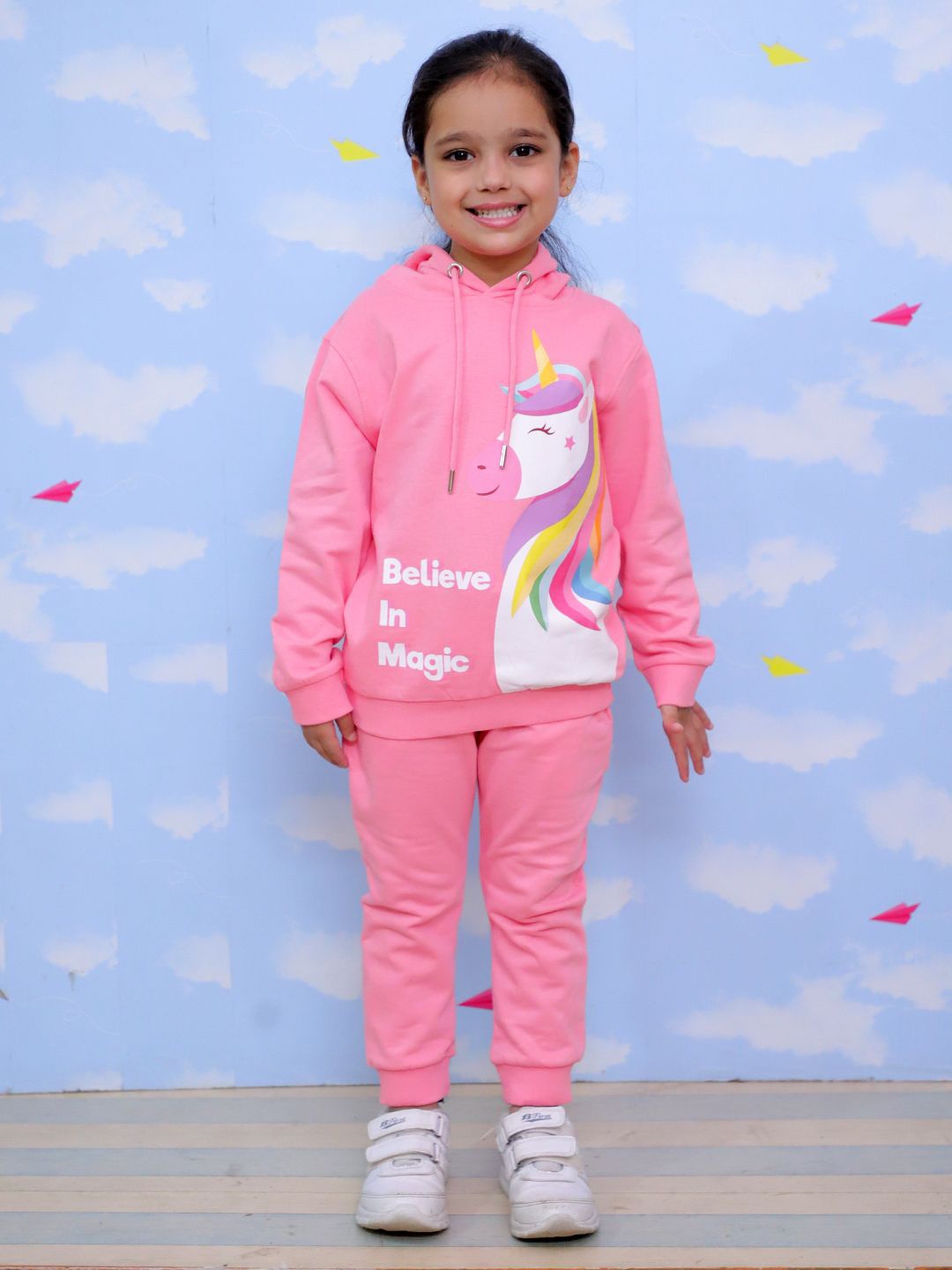 

The Mom Store Girls Believe in Unicorn Printed Hooded Pure Cotton Sweatshirt with Joggers, Pink