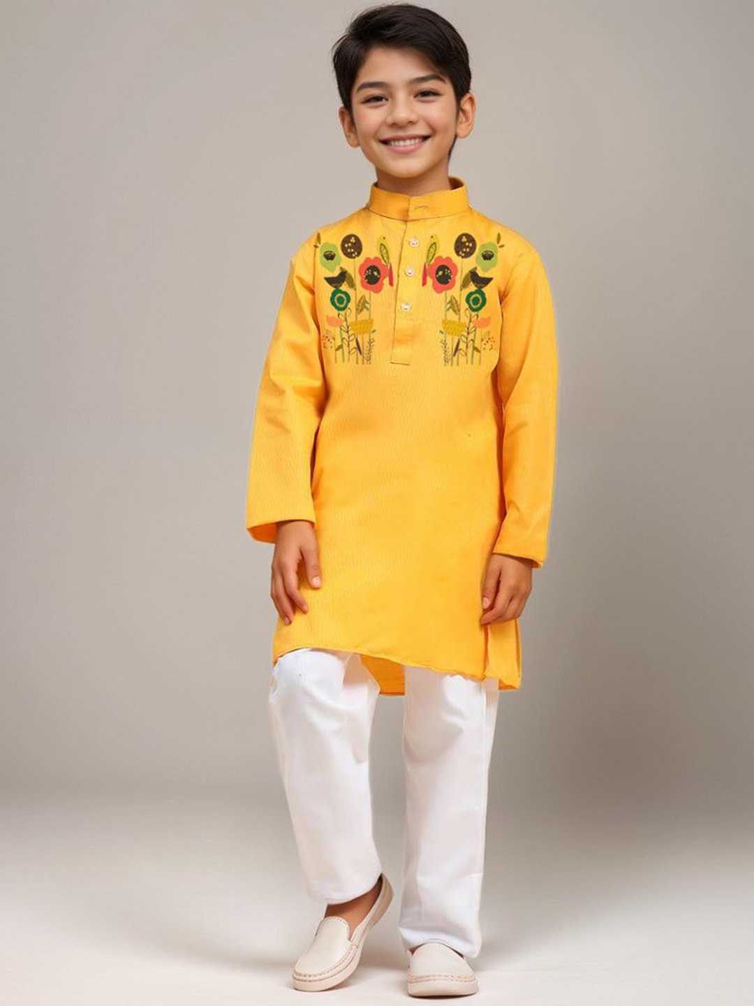 

DEVOILER Boys Floral Printed Straight Kurta, Yellow