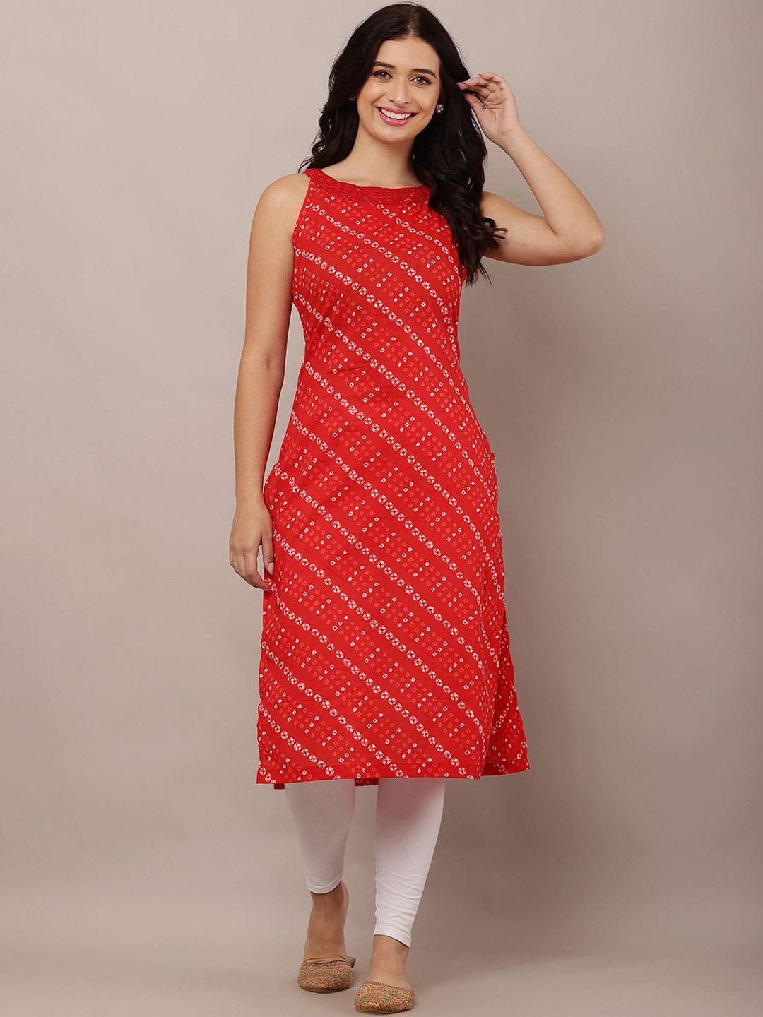 

HELLO DESIGN Bandhani Printed Round Neck Sleeveless Regular Cotton Kurta, Red