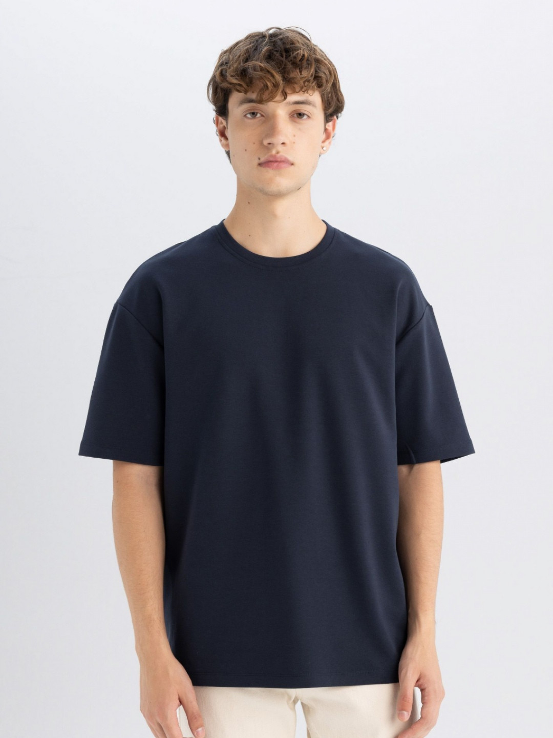 

DeFacto Men Drop-Shoulder Sleeves Pockets T-shirt, Na