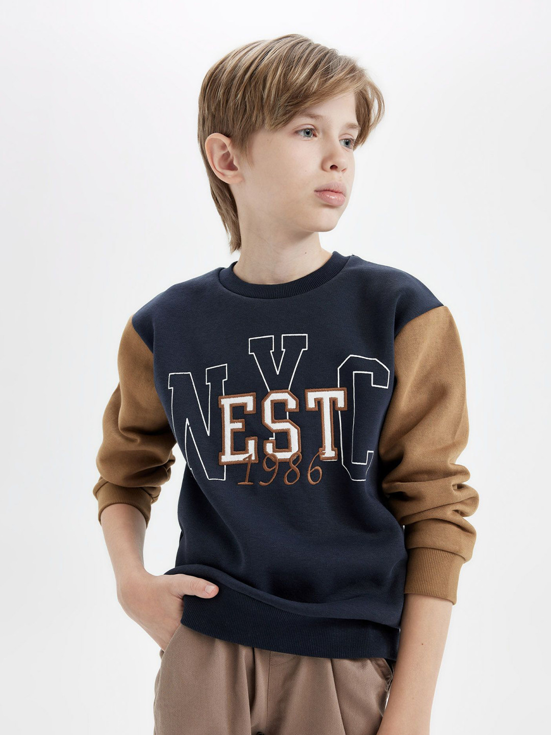 

DeFacto Boys Typography Printed Pullover, Blue