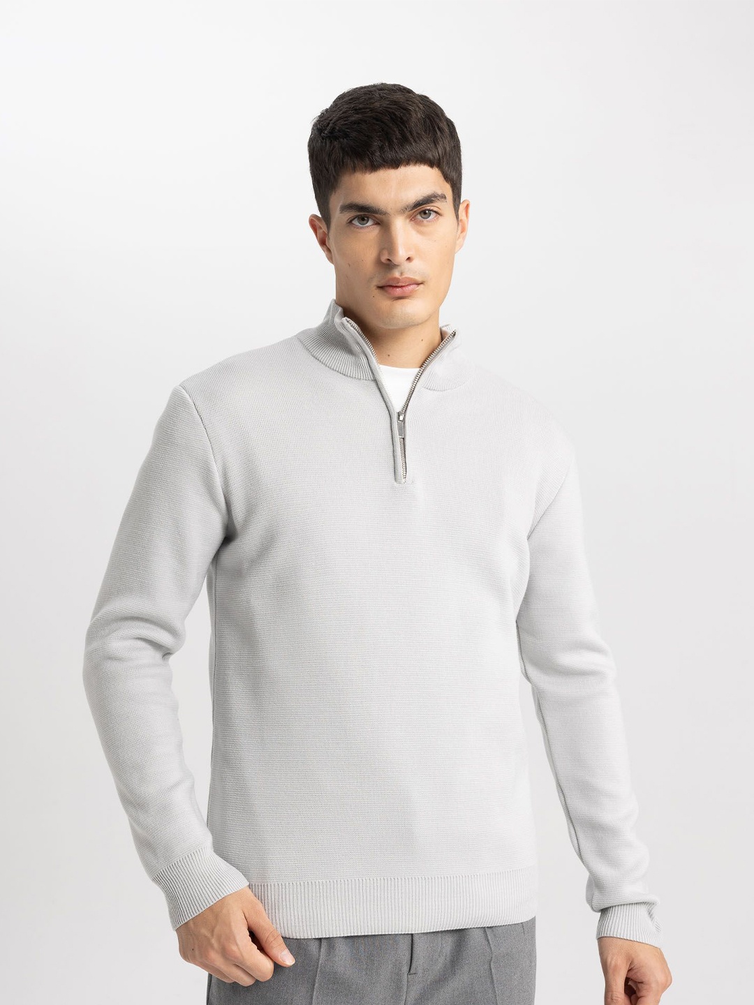 

DeFacto Men Turtle Neck Long Sleeves Pullover, Off white