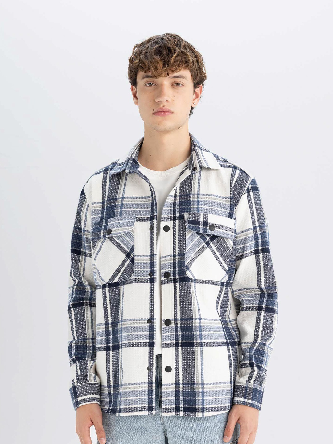 

DeFacto Men Tartan Checks Opaque Checked Casual Shirt, Na