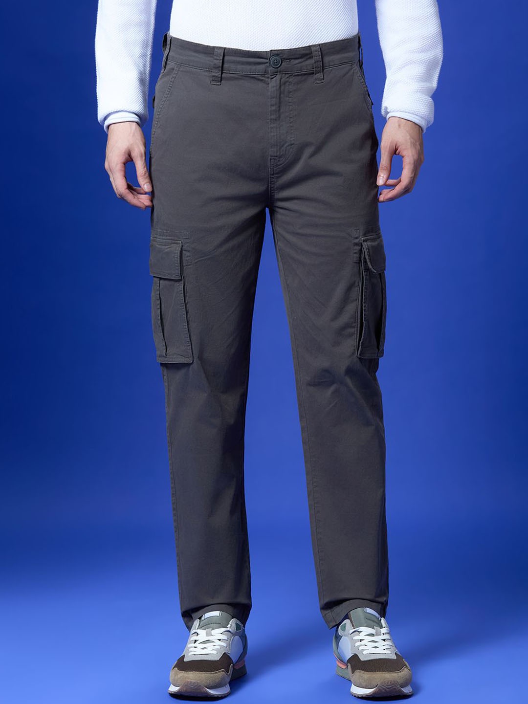 

Pepe Jeans Men Slim Fit Cotton Cargos Trousers, Grey