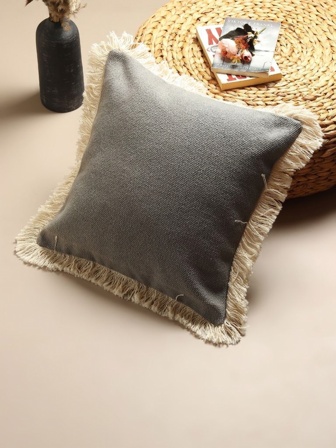 

Art Avenue White & Grey Cotton Square Cushion Covers