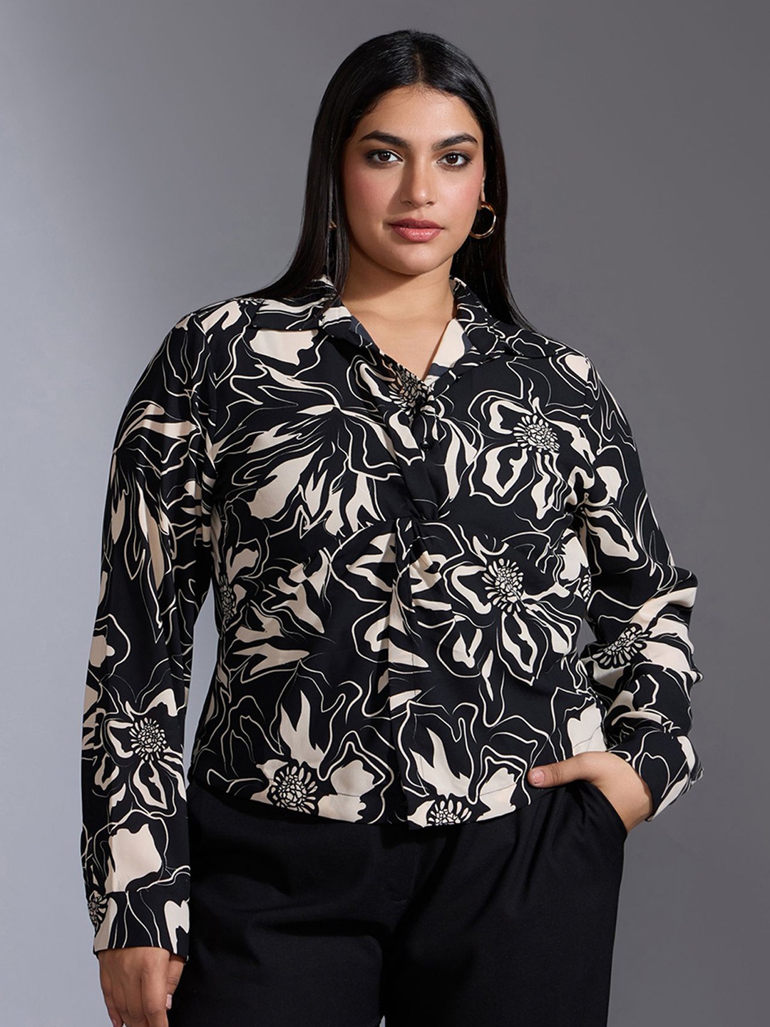 

20Dresses Women Plus Size Floral Printed Shirt Collar Top, Black