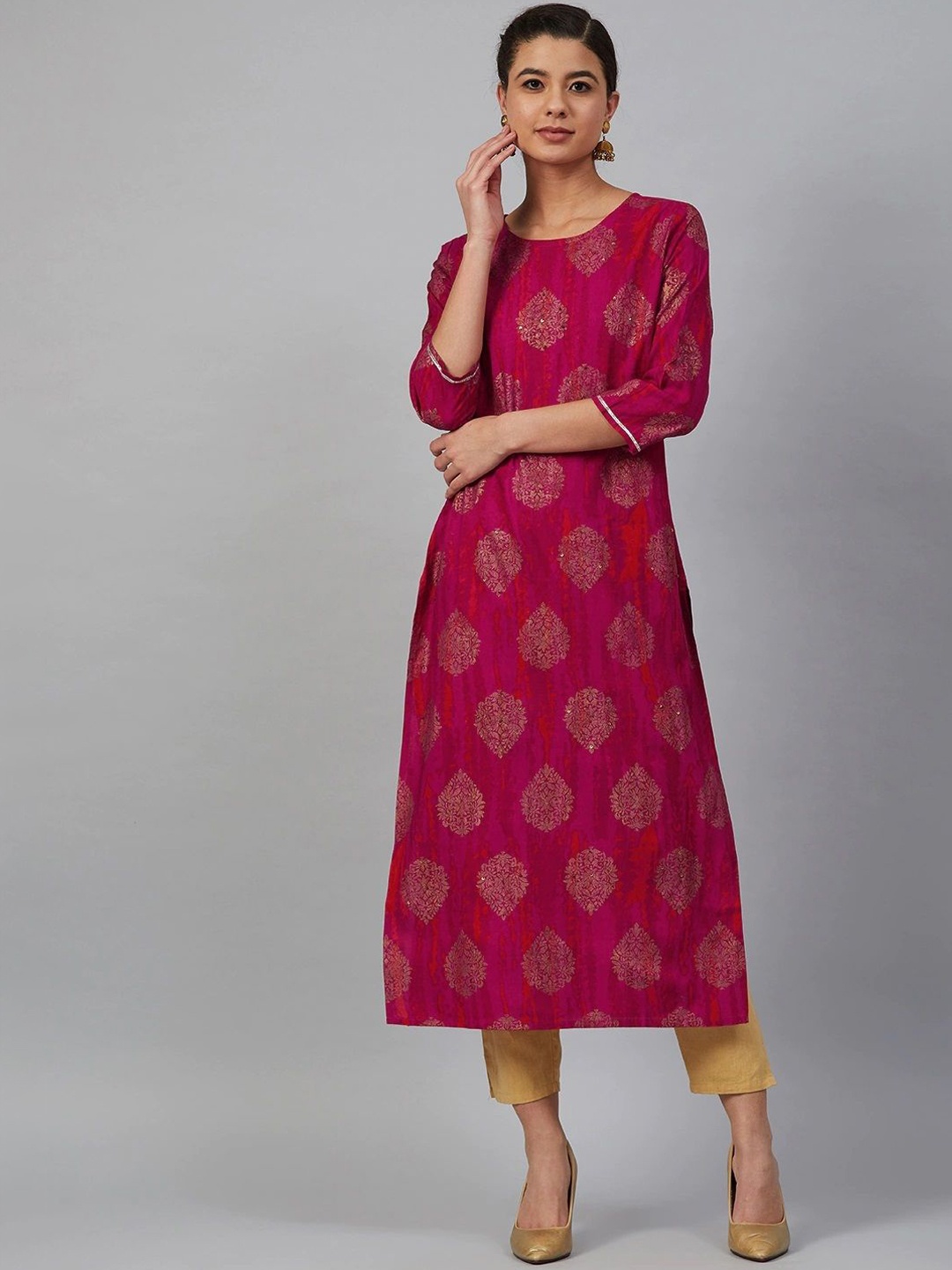 

Meeranshi Ethnic Motifs Printed Straight Kurta, Pink