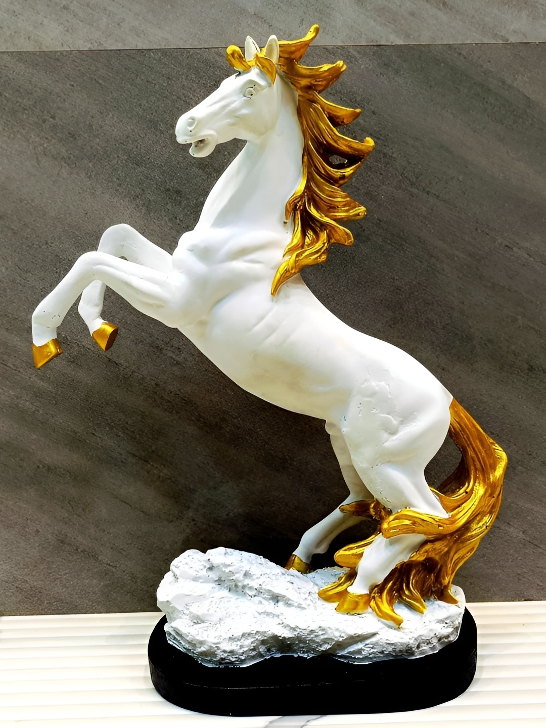 

NAYRA HANDICRAFTS White & Gold Coloured Sculpture Horse Showpiece