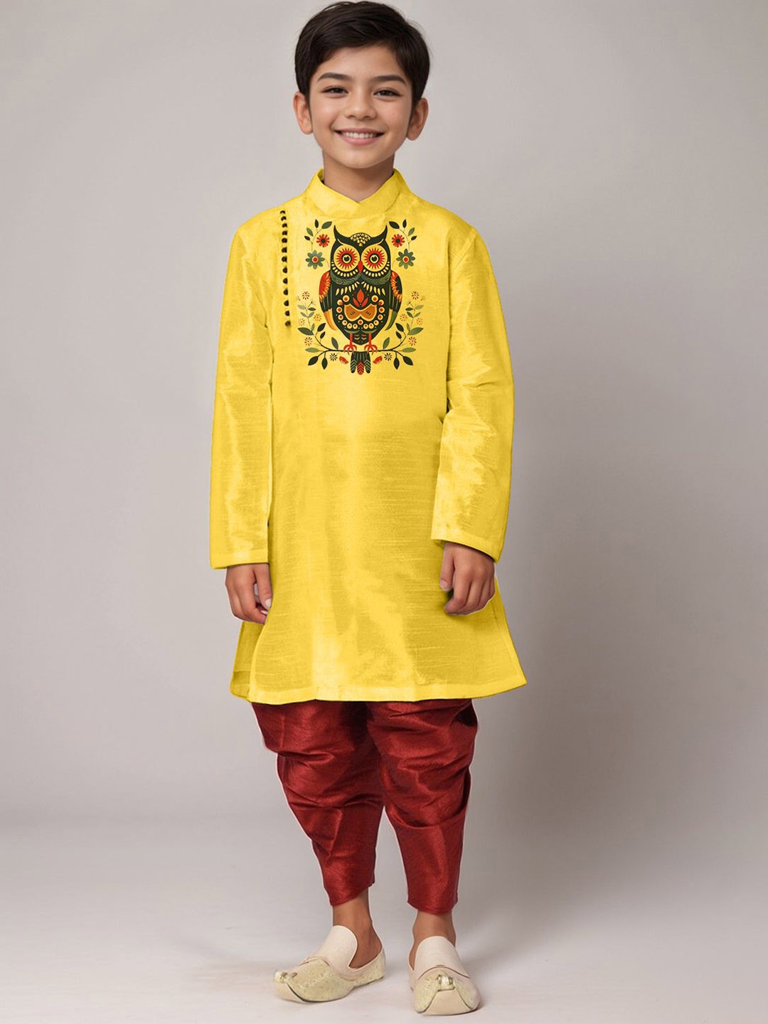 

DEVOILER Boys Animal Printed Regular Art Silk Straight Kurta, Yellow