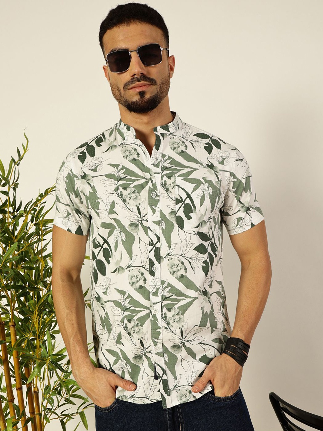 

VALEN CLUB Men Premium Band Collar Floral Self Design Slim Fit Casual Shirt, Green