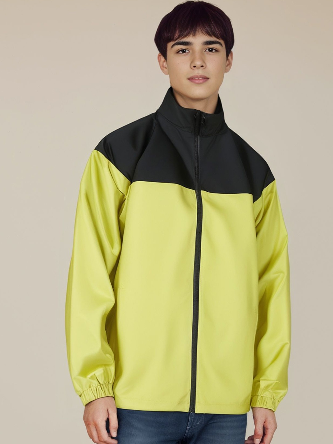 

StyleCast x Revolte Men Colourblocked Lightweight Bomber Jacket, Yellow