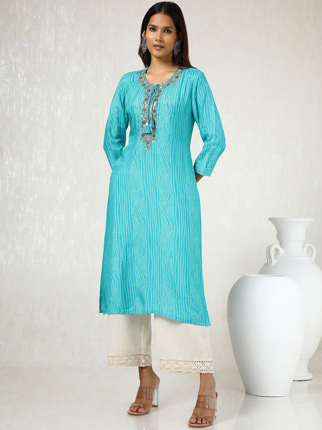 

Soch Women Bandhani Printed Sequinned Kurta, Turquoise blue