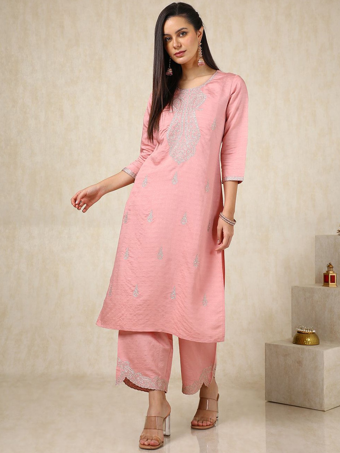 

Soch Peach-Coloured Floral Embroidered Thread Work Straight Kurta With Palazzos