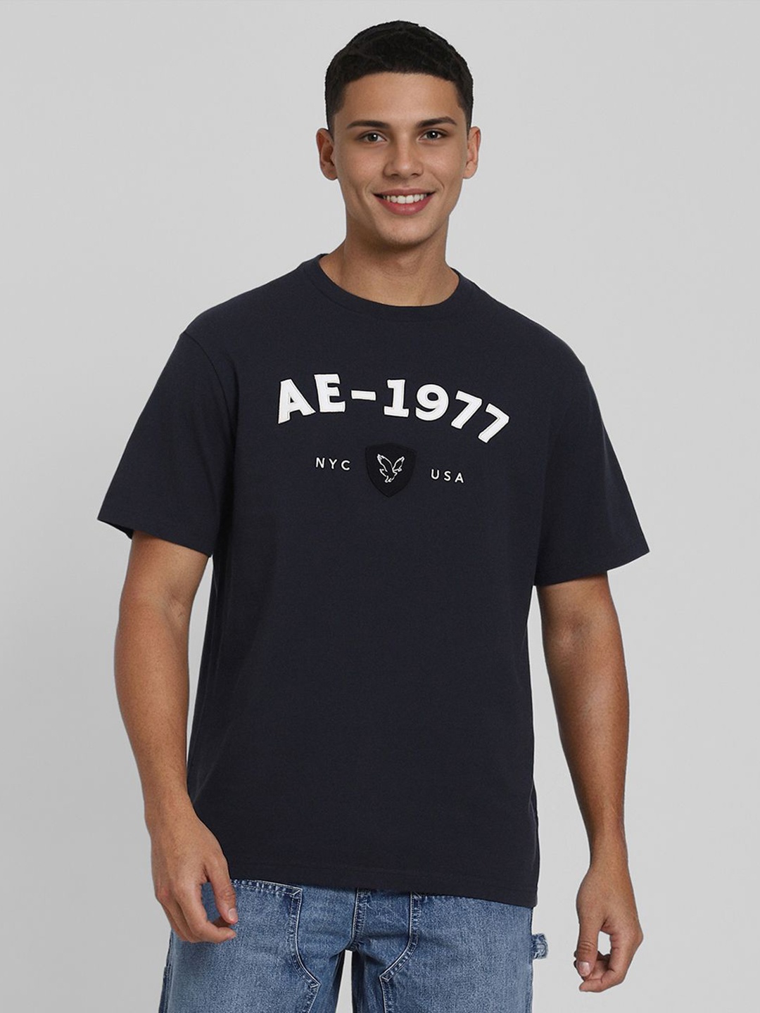 

AMERICAN EAGLE OUTFITTERS Men Typography Printed Applique T-shirt, Navy blue