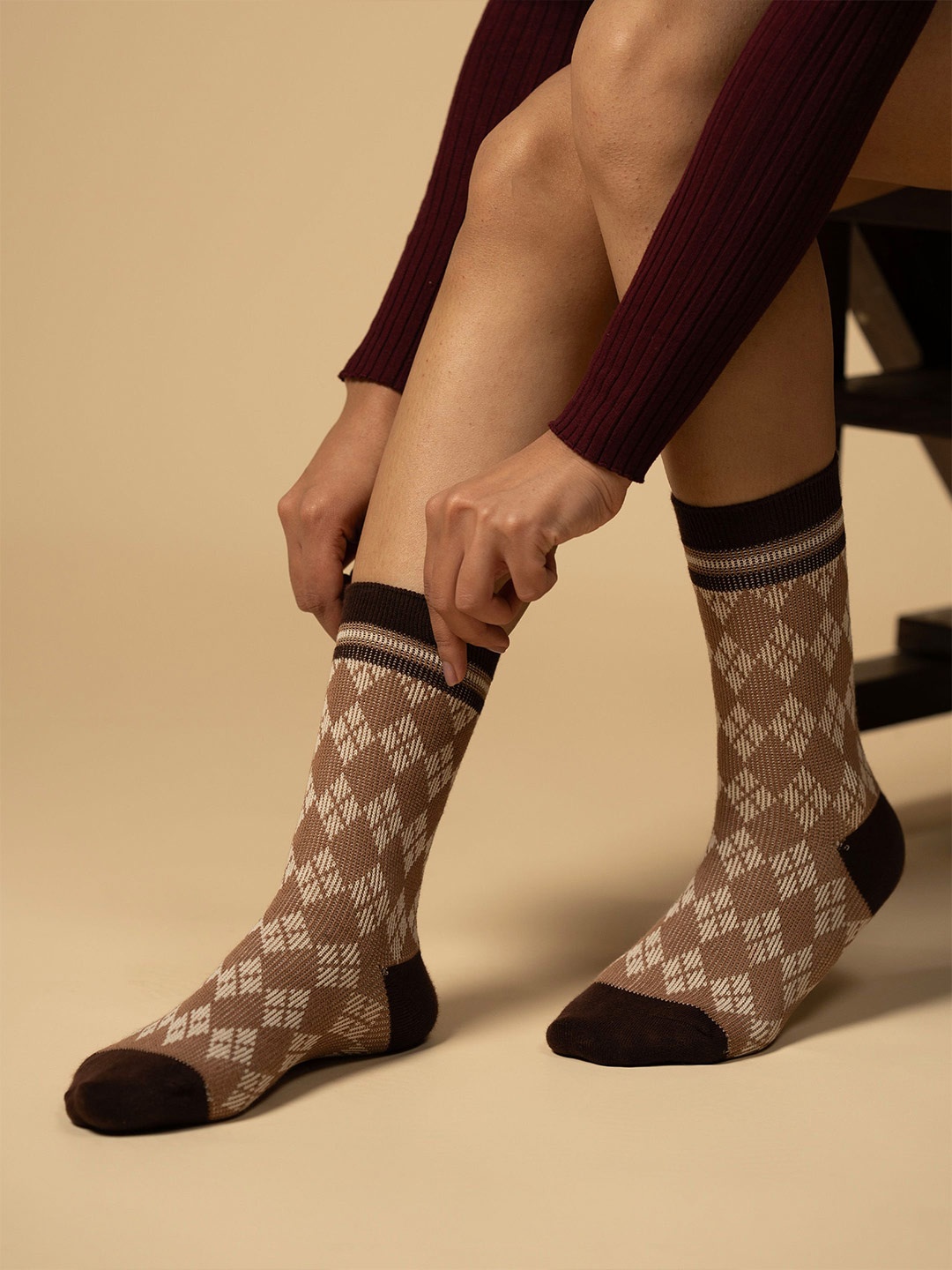 

Theater Checked Cotton Calf-Length Socks, Beige