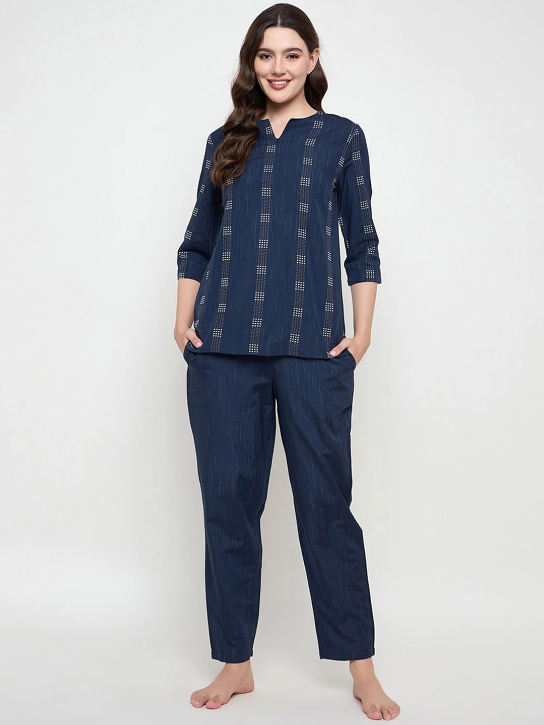 

Clovia Women Pure Cotton Printed Top & Pyjama Set Night suit, Navy blue
