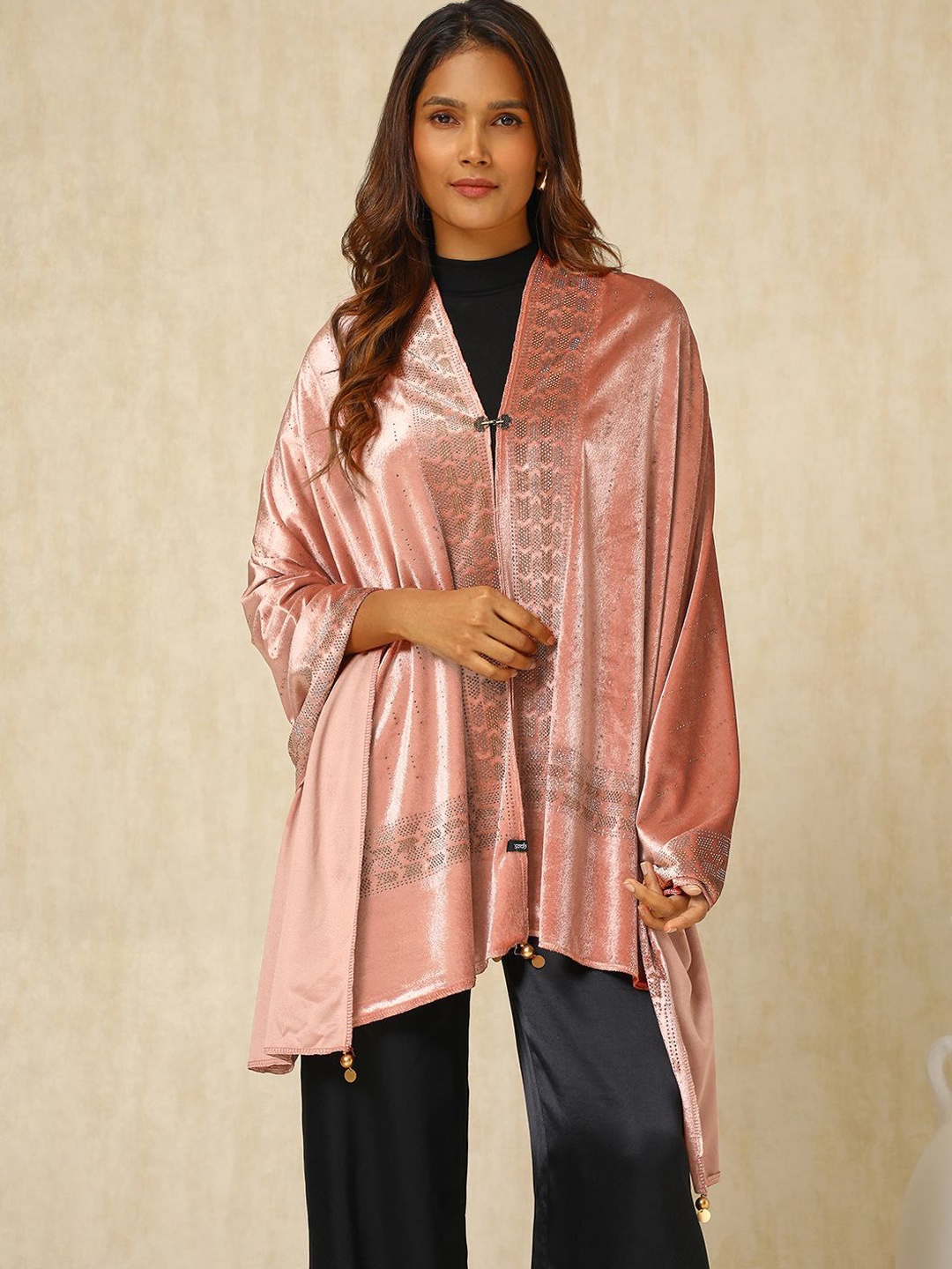 

Soch Floral Embroidered Velvet Shawl, Peach