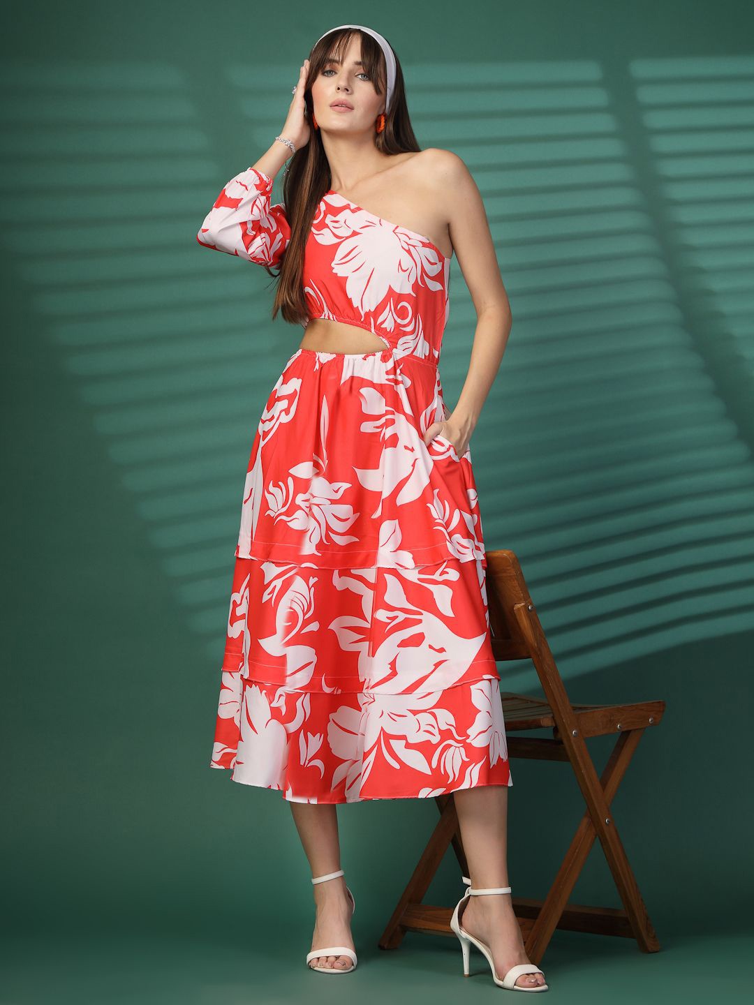 

Oomph! Women Floral Printed Fit and Flare Midi Dress, Red